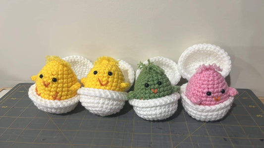Crochet 3 Piece Chick in an Egg Set