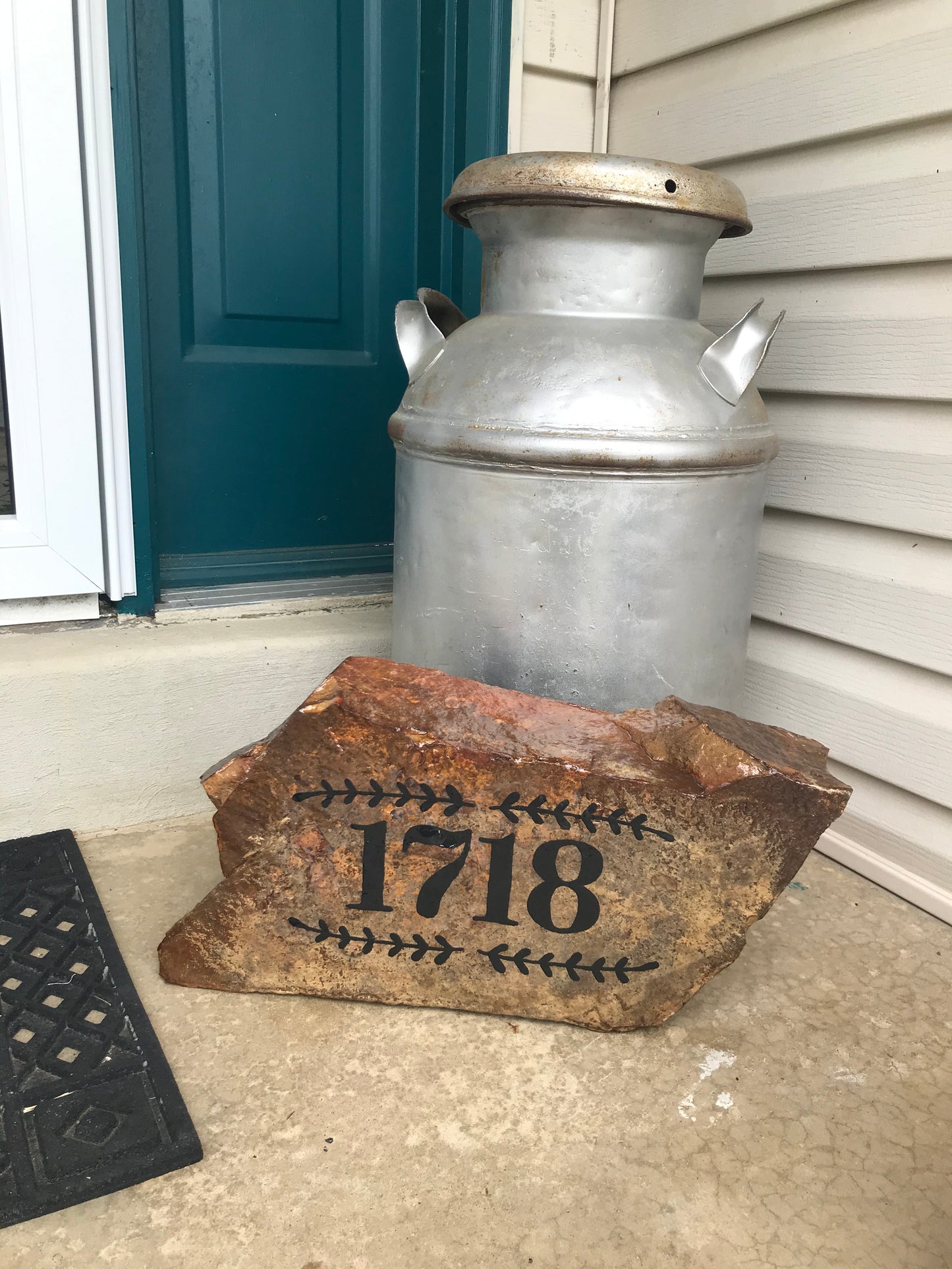 Medium Boulders - Address/Family Name