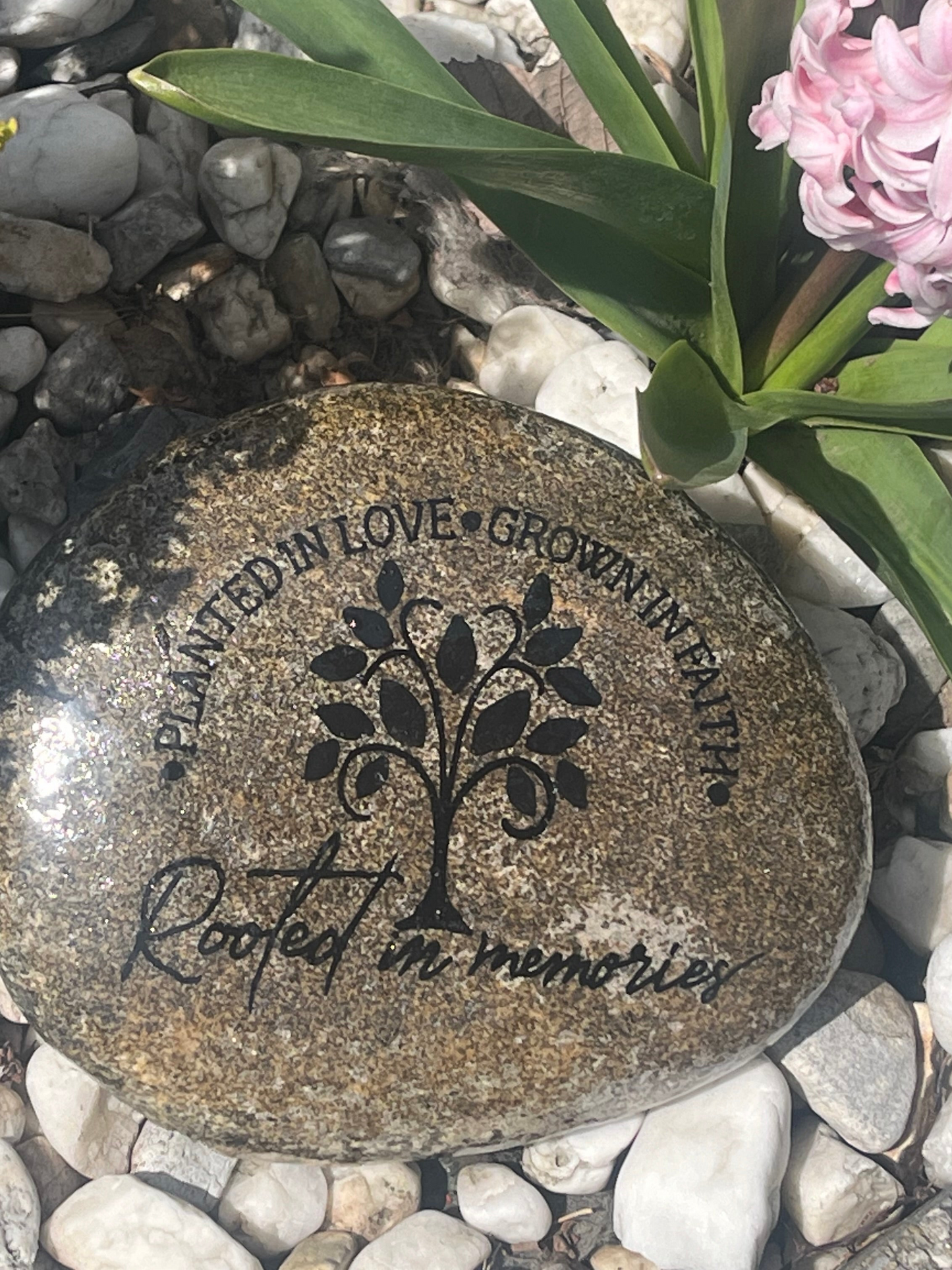 Medium Decorative Garden Stone - Rooted in Memories
