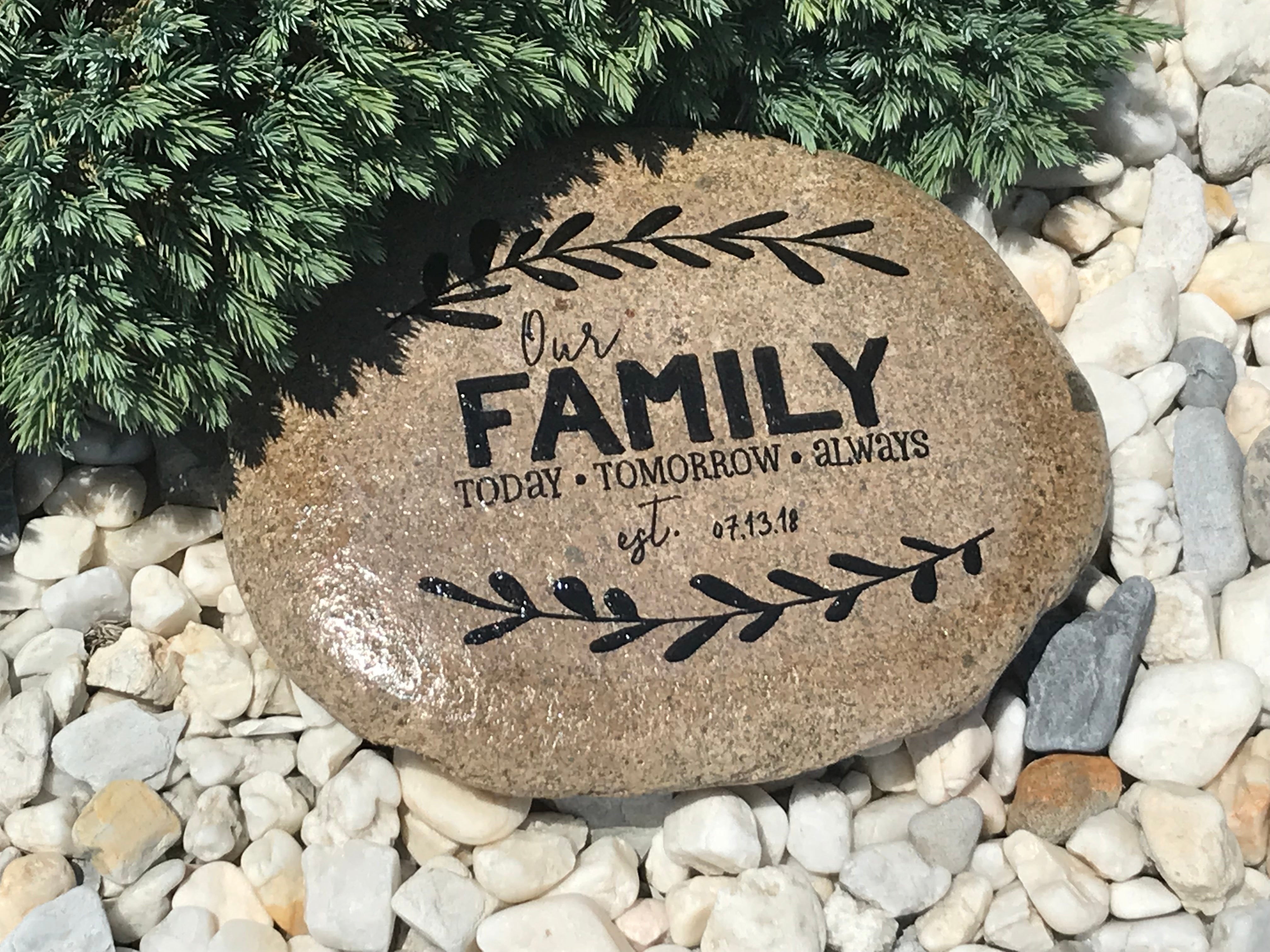 Large Decorative Garden Stone - Our Family – Silver Birch & Stone